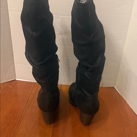 Women’s Makalu California black slouch heeled boots 3” heel faux suede sz 9 - Picture 4 of 8